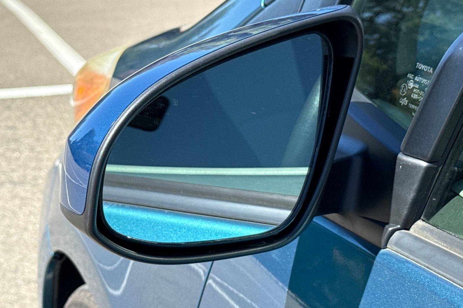 2012 Toyota Yaris LE