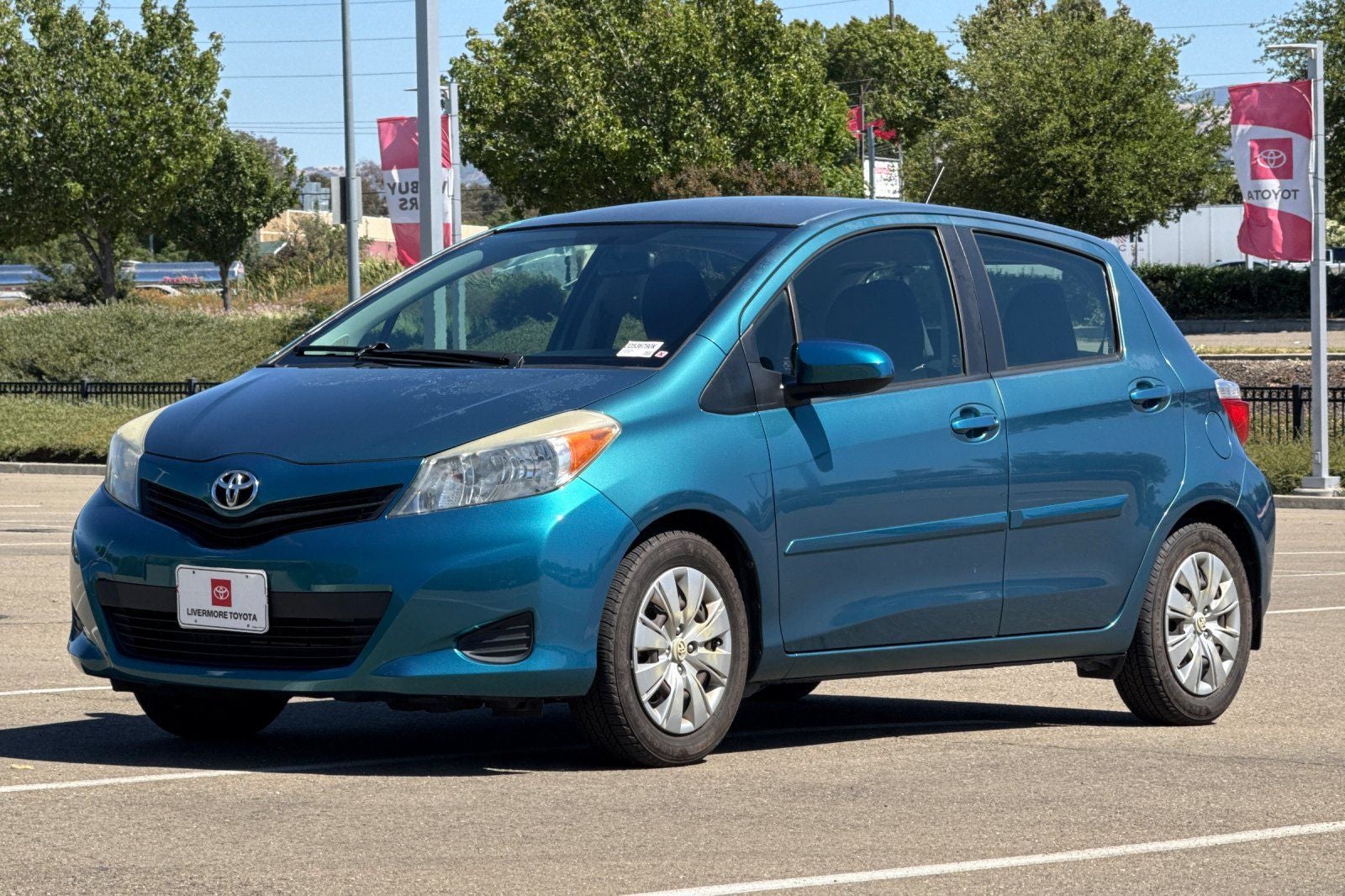 2012 Toyota Yaris LE