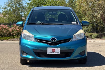 2012 Toyota Yaris LE
