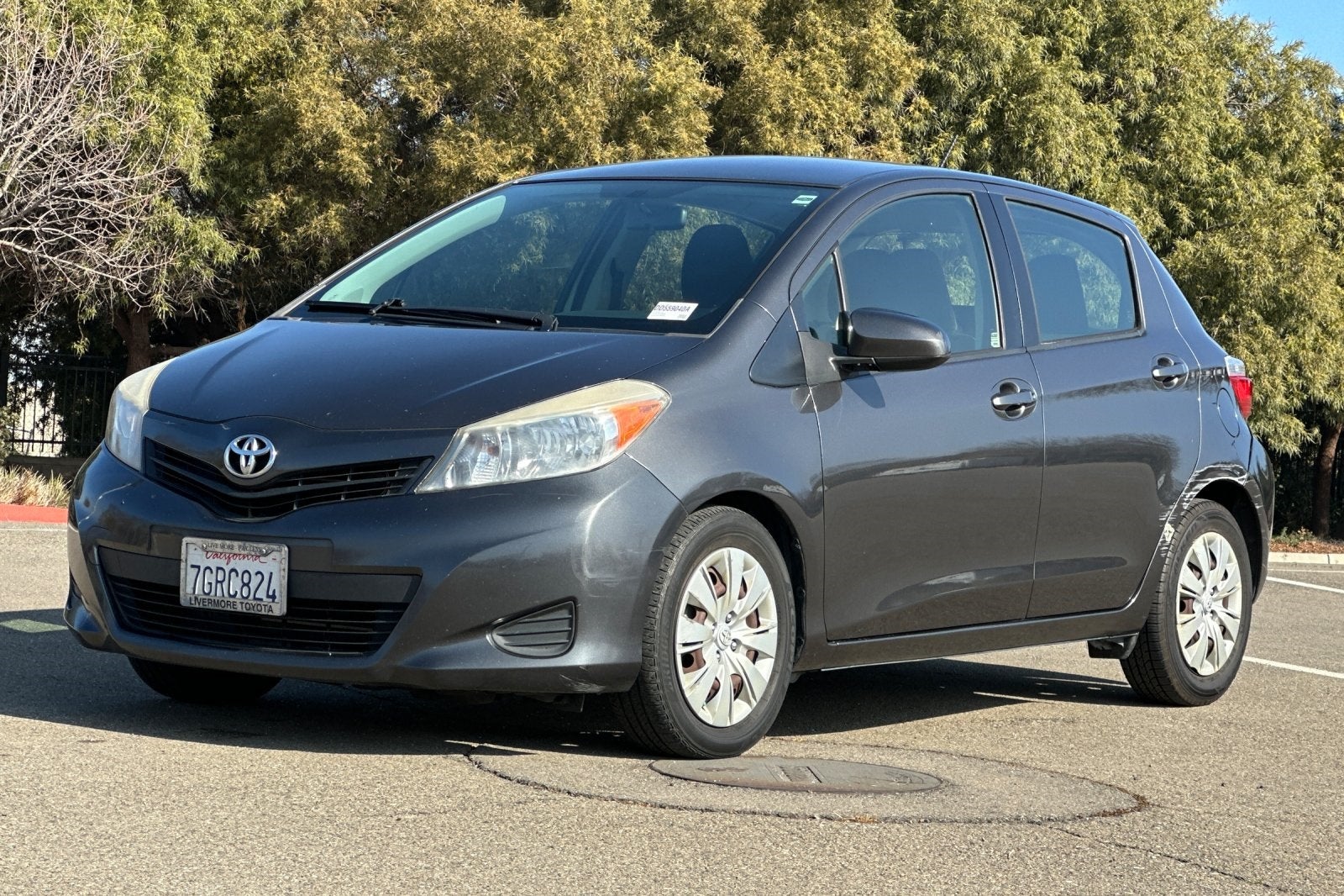 2013 Toyota Yaris LE