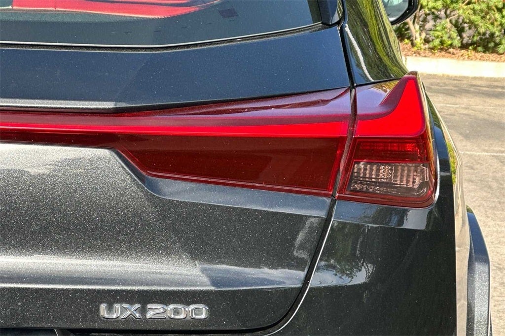 2022 Lexus UX 200 F SPORT