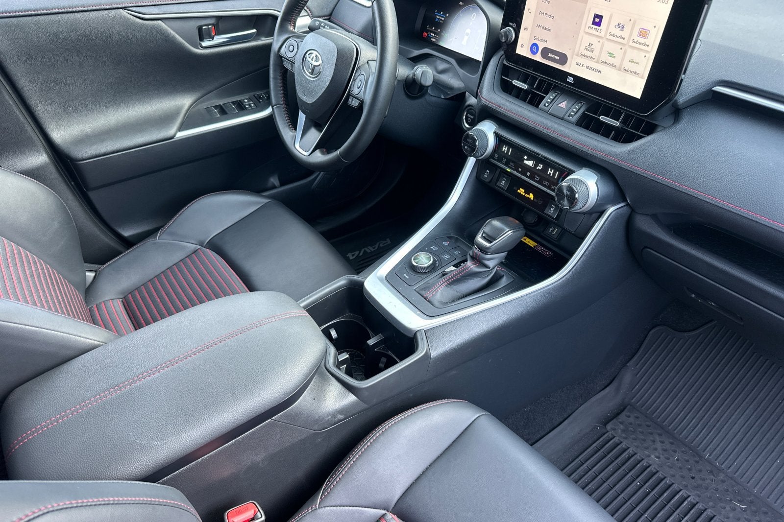 2025 Toyota RAV4 Plug-In Hybrid XSE
