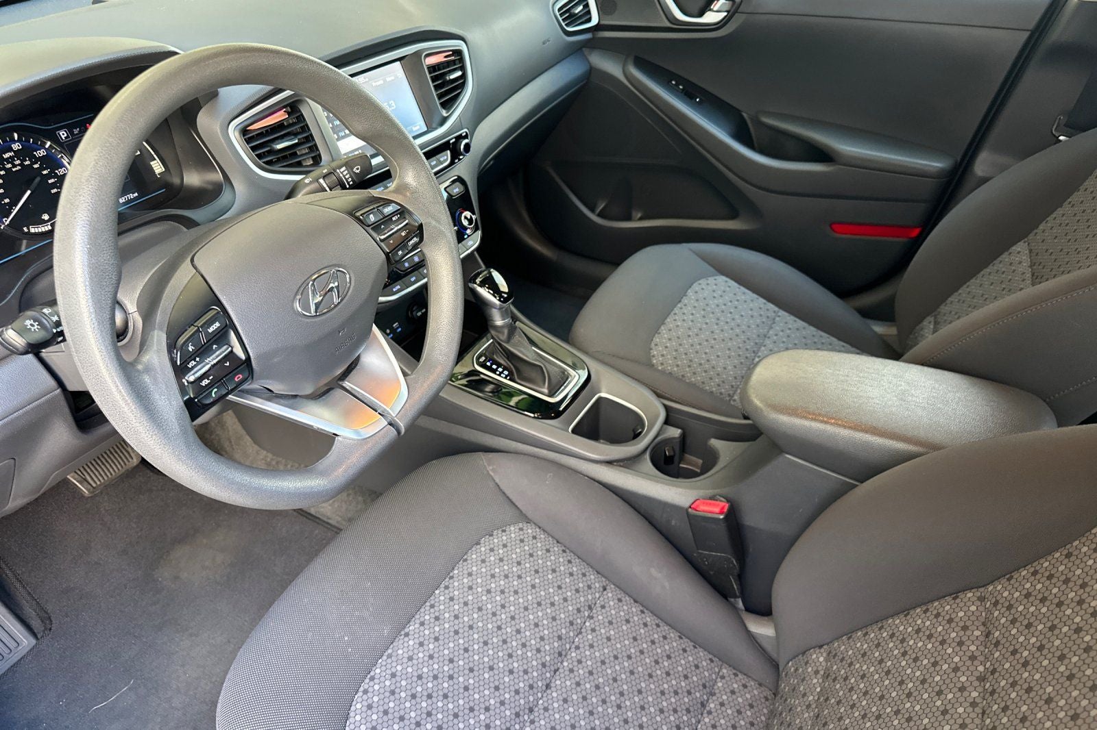 2018 Hyundai Ioniq Hybrid Blue