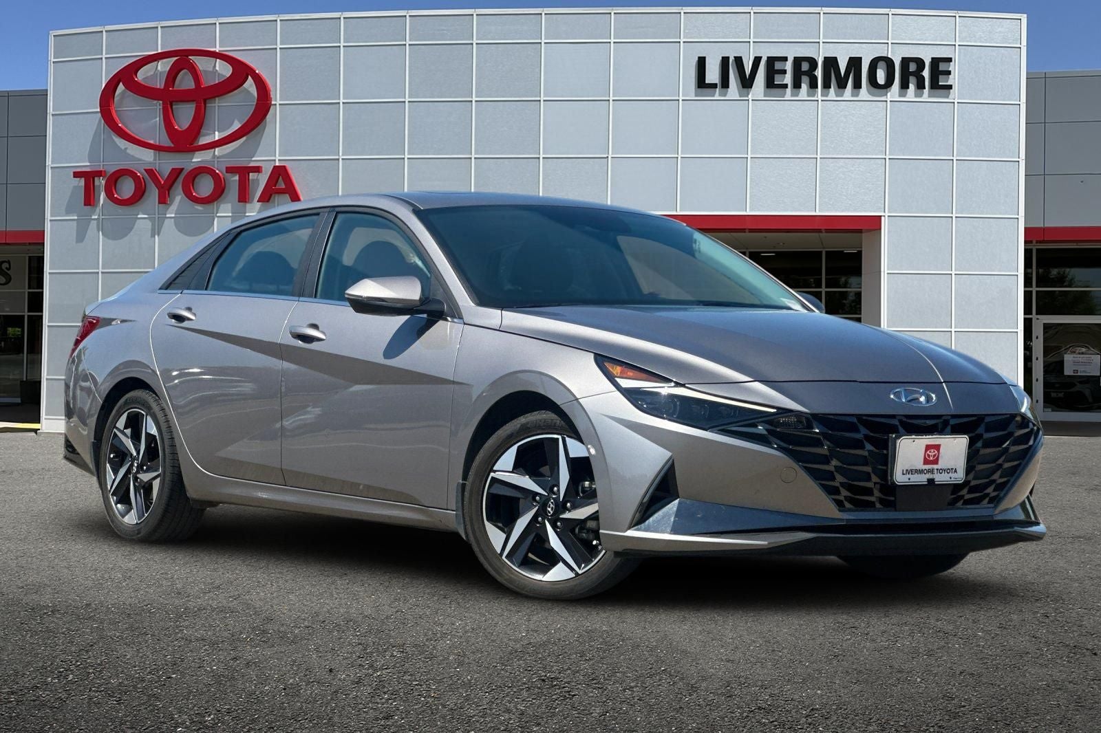 Used 2023 Hyundai Elantra Limited with VIN KMHLN4AJXPU059357 for sale in Livermore, CA