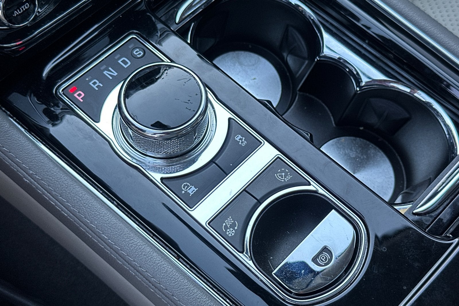 2016 Jaguar XJ R-Sport