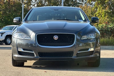 2016 Jaguar XJ R-Sport