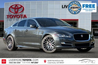 2016 Jaguar XJ R-Sport