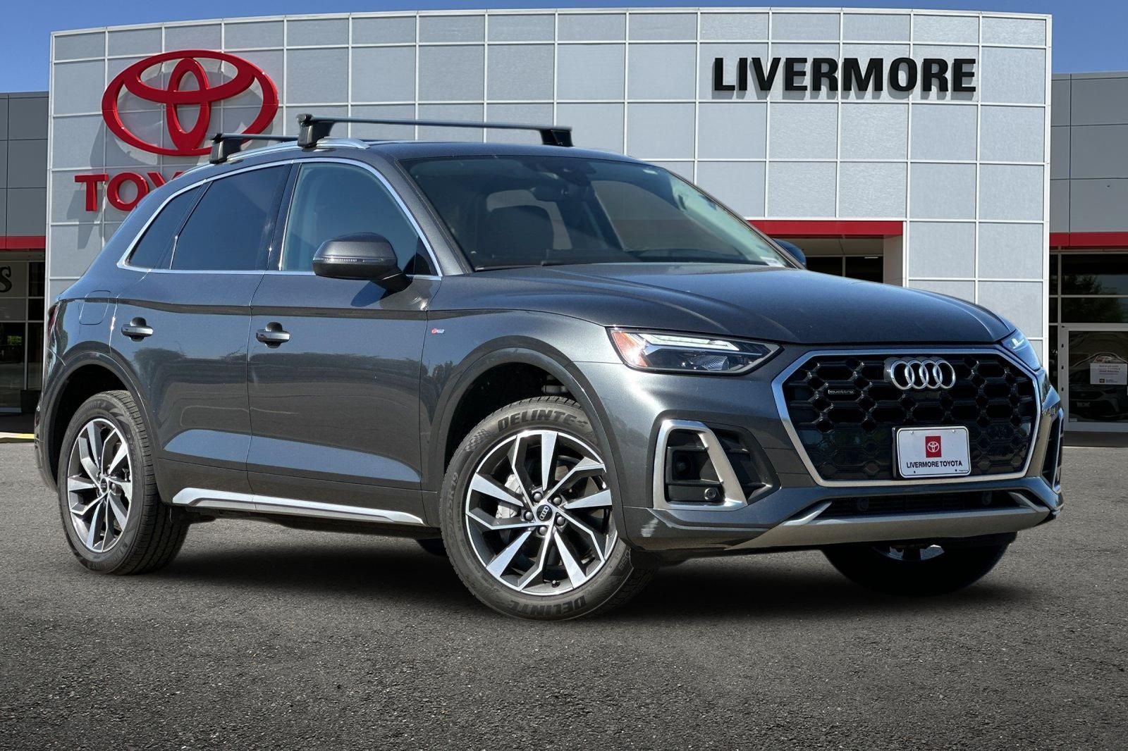 2024 Audi Q5 45 S line Premium quattro