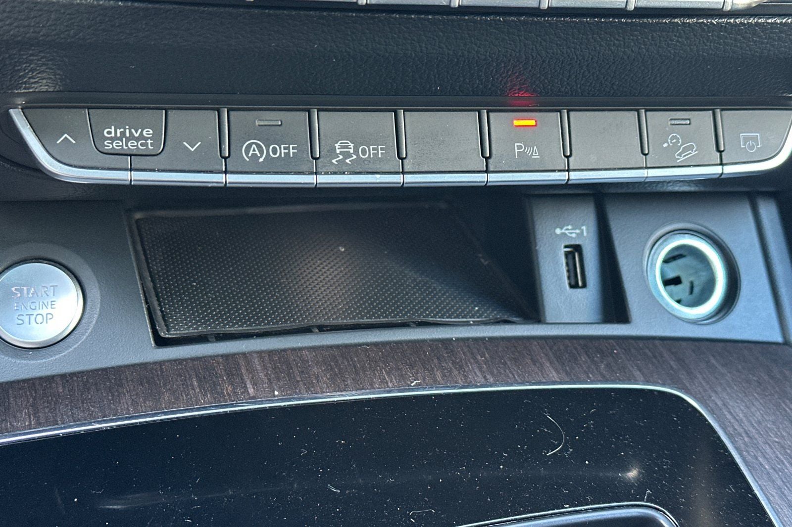 2024 Audi Q5 45 S line Premium quattro