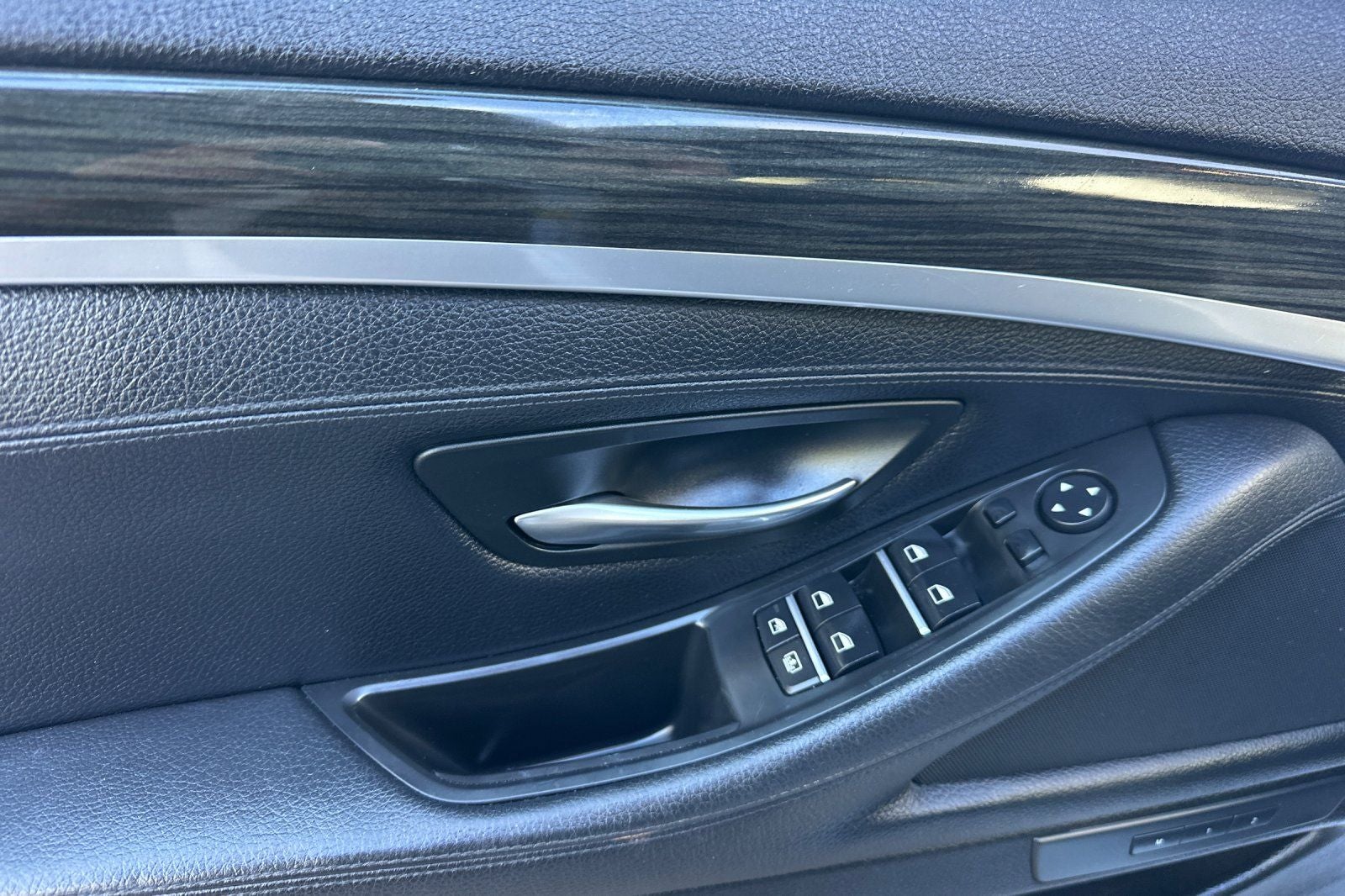 2013 BMW 5 Series 550i