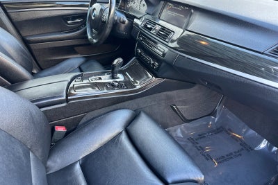 2013 BMW 5 Series 550i