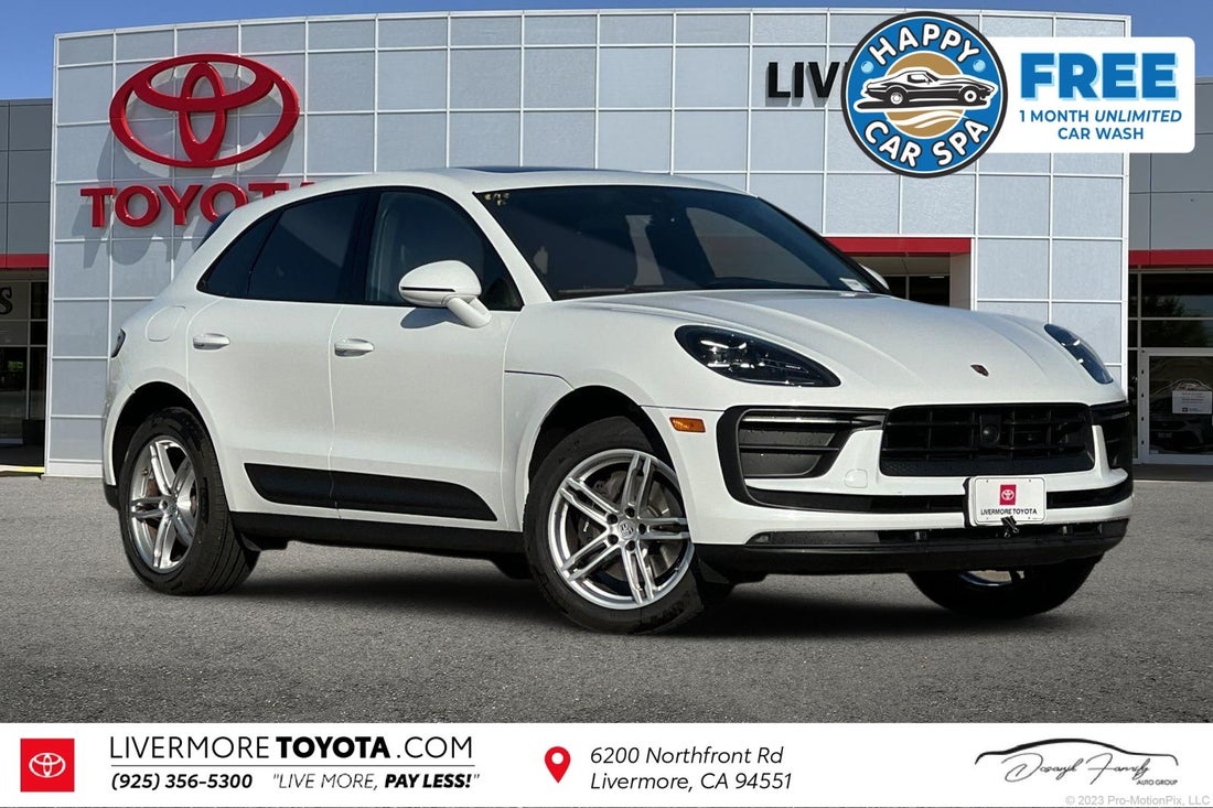 2024 Porsche Macan Base