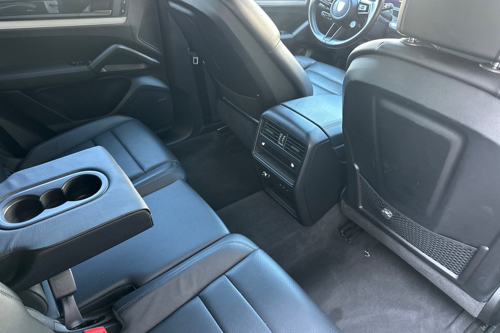 2024 Porsche Cayenne Base