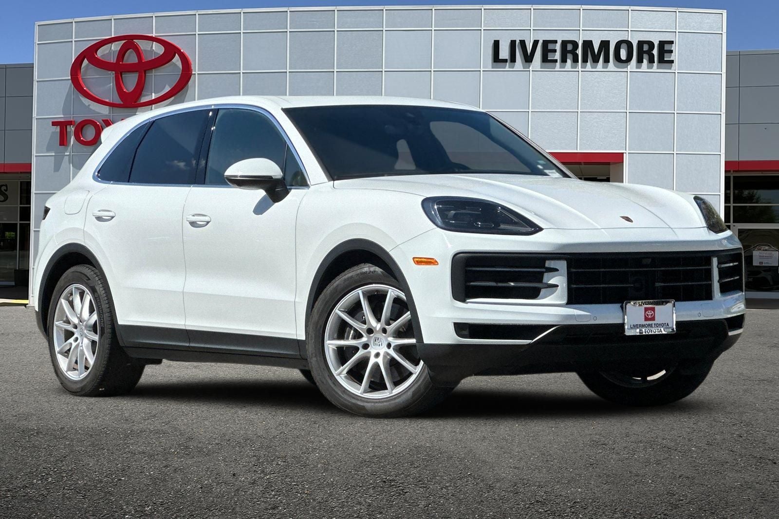 2024 Porsche Cayenne Base