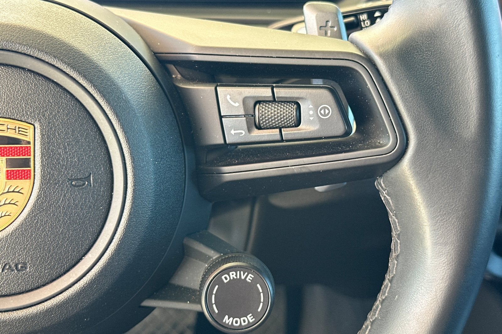 2025 Porsche Cayenne Base
