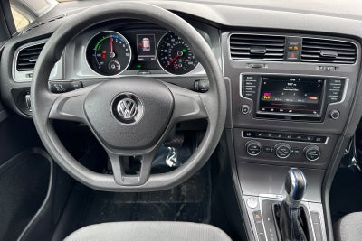 2016 Volkswagen e-Golf SE