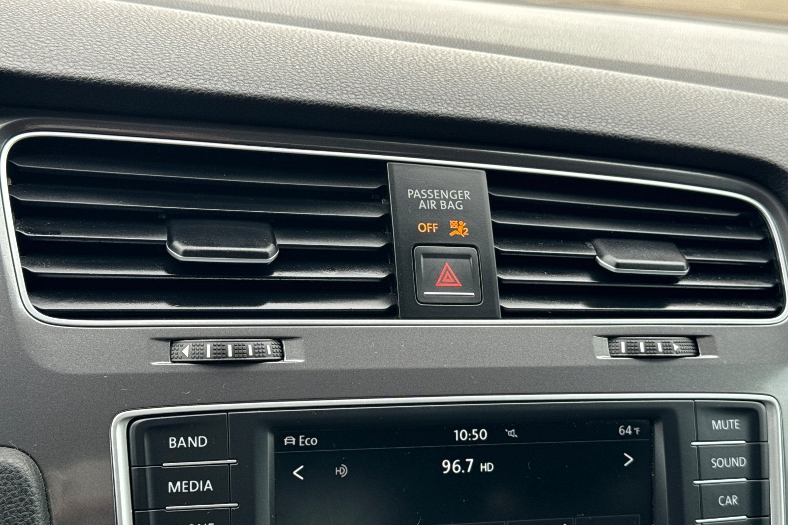 2016 Volkswagen e-Golf SE