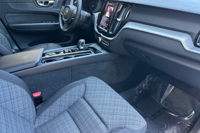 2023 Volvo XC60 B5 Core