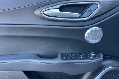 2022 Alfa Romeo Giulia Ti