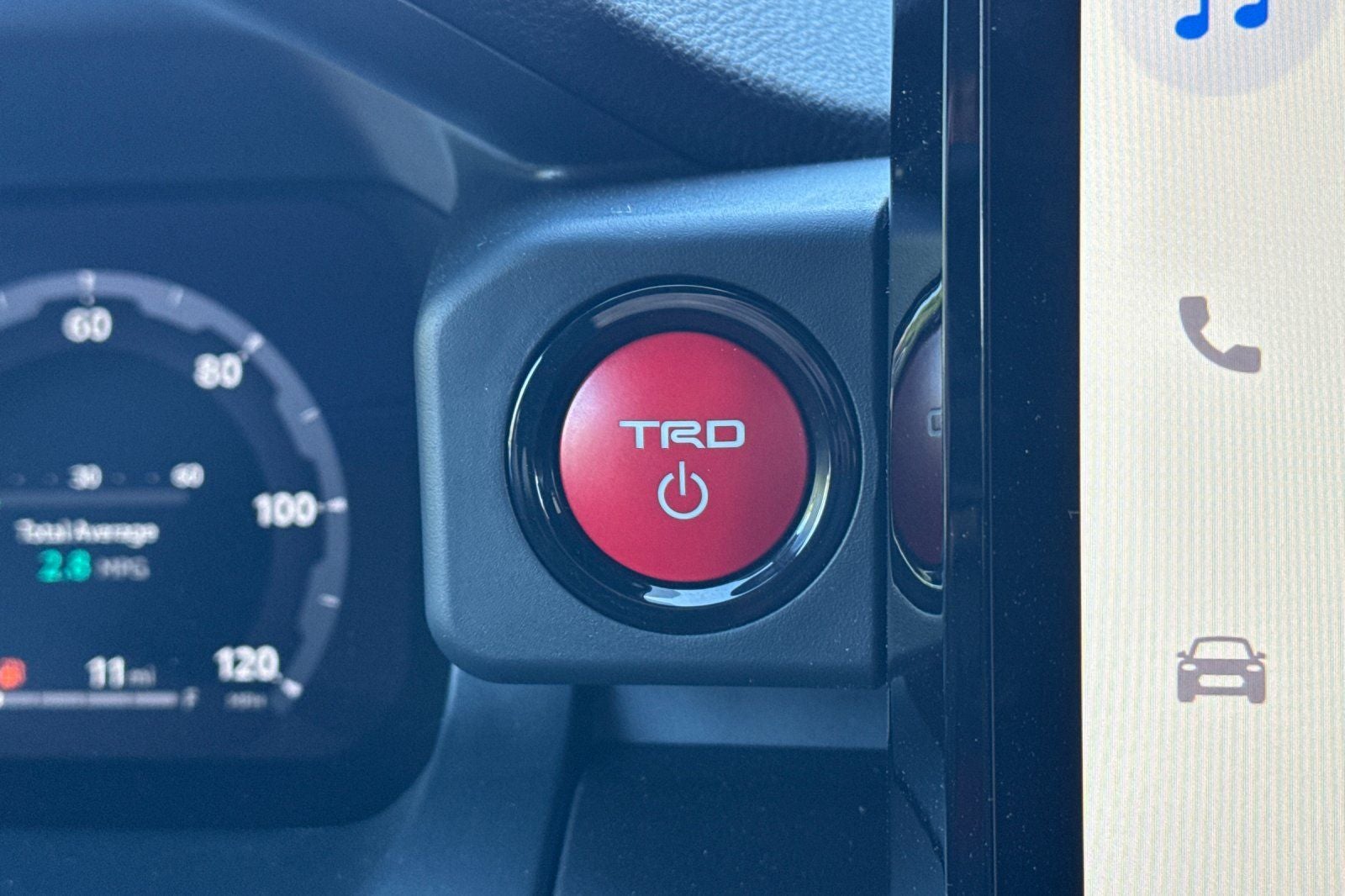 2026 Toyota Tacoma i-FORCE MAX Tacoma TRD Off-Road