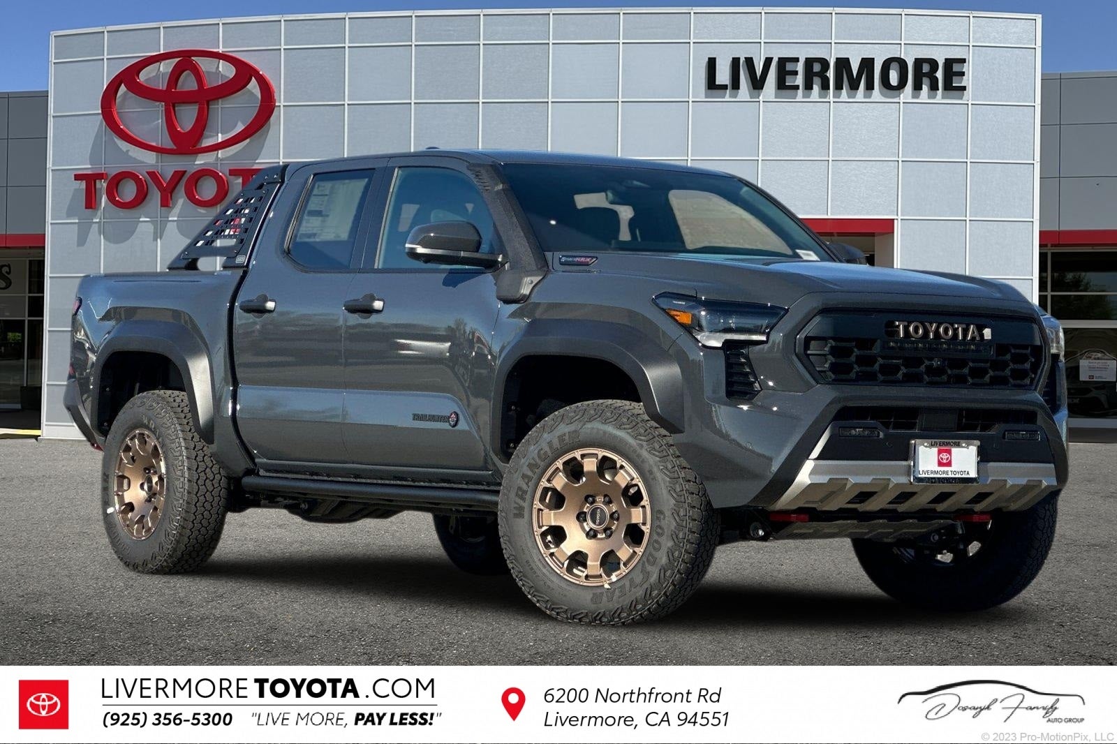 2026 Toyota Tacoma i-FORCE MAX Tacoma Trailhunter
