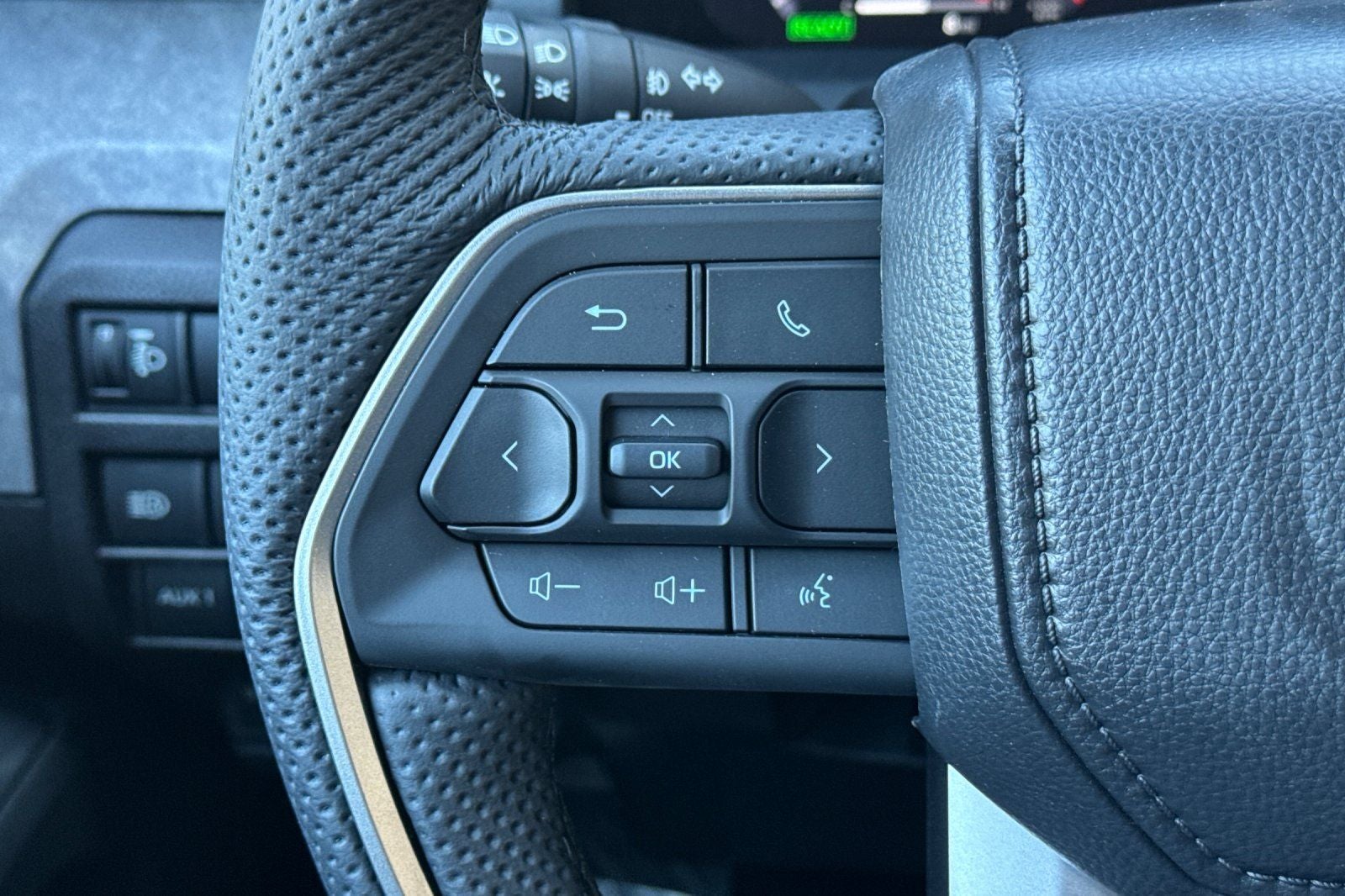 2026 Toyota Tacoma i-FORCE MAX Tacoma Trailhunter