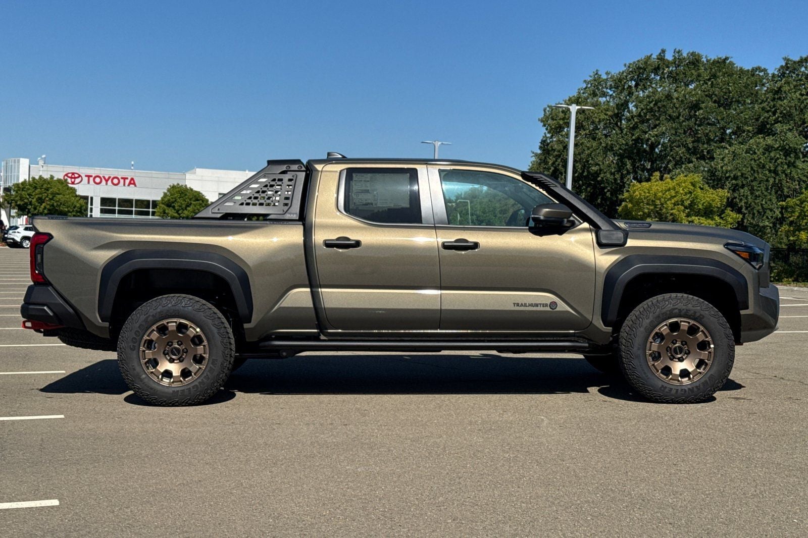 2026 Toyota Tacoma i-FORCE MAX Tacoma Trailhunter