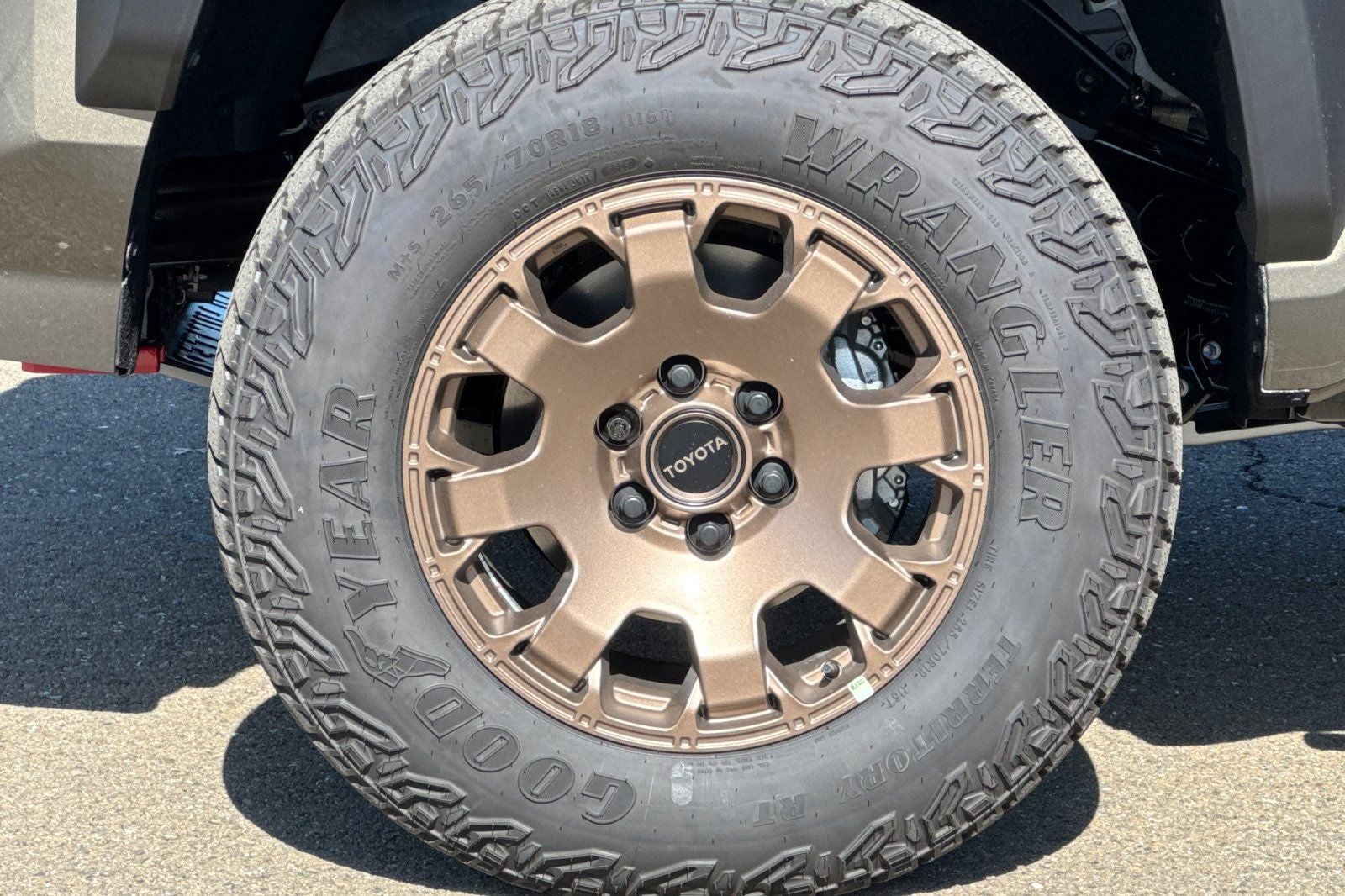 2026 Toyota Tacoma i-FORCE MAX Tacoma Trailhunter