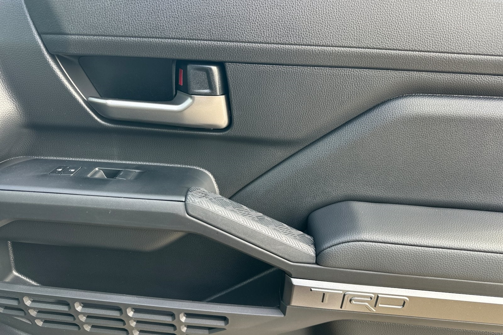 2025 Toyota Tacoma i-FORCE MAX Tacoma TRD Off-Road