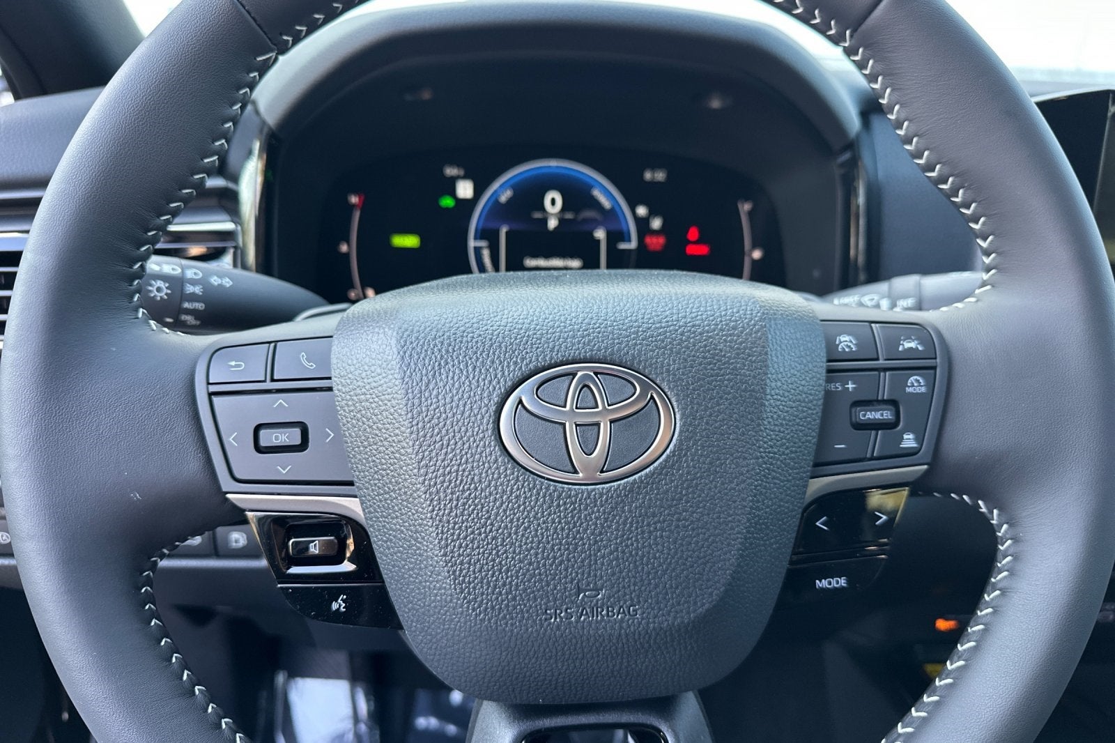 2026 Toyota Camry SE AWD