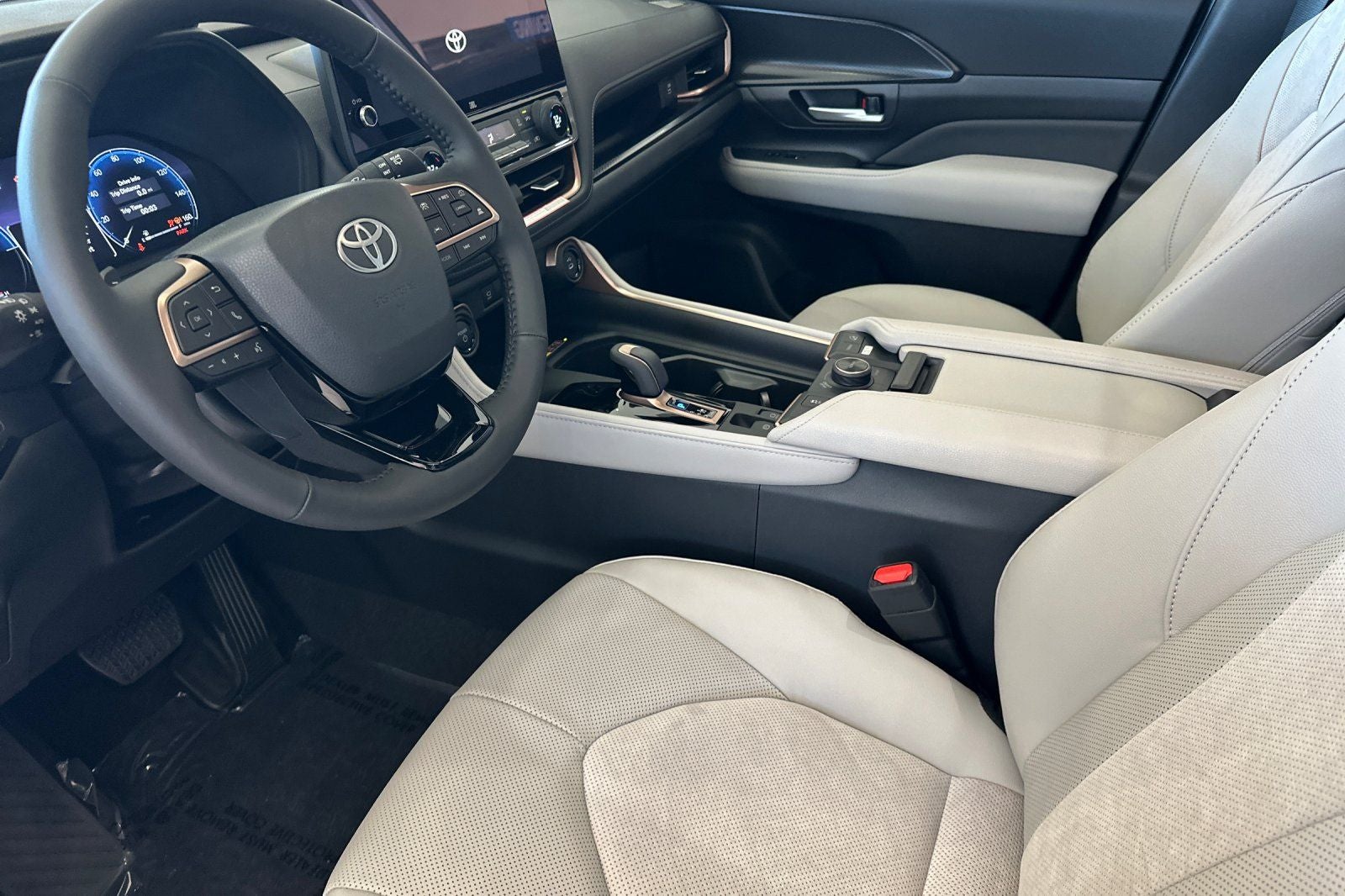 2026 Toyota Grand Highlander Hybrid MAX Limited
