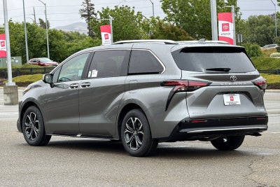 2026 Toyota Sienna Platinum