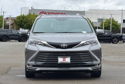 2026 Toyota Sienna Platinum
