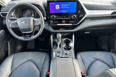 2026 Toyota Highlander Platinum