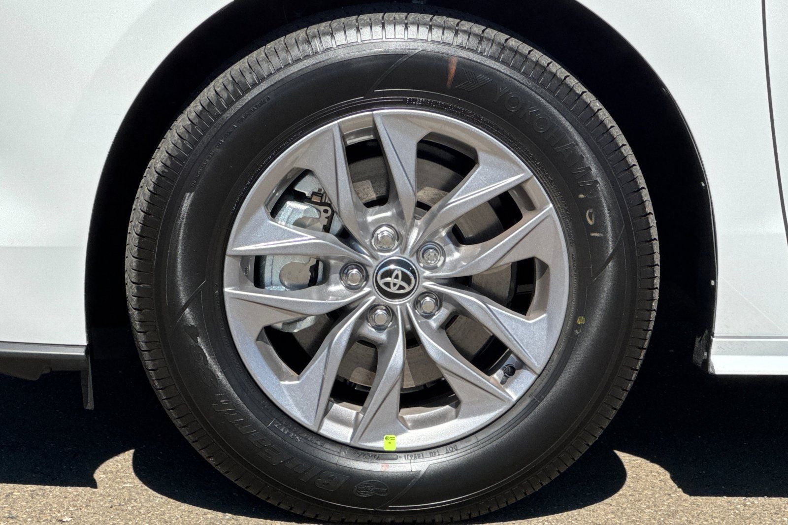 2026 Toyota Sienna LE