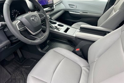 2026 Toyota Sienna XLE