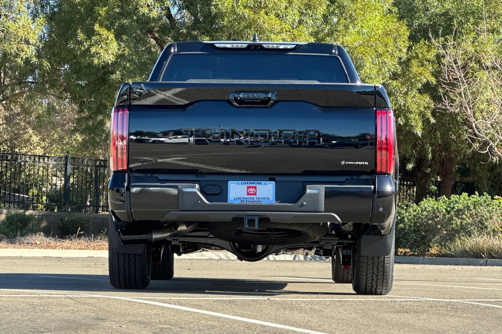 2026 Toyota Tundra i-FORCE MAX Tundra Platinum