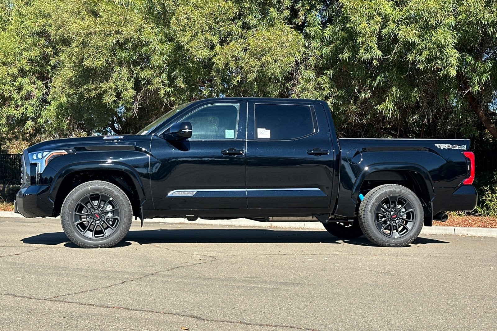 2026 Toyota Tundra i-FORCE MAX Tundra Platinum