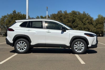 2026 Toyota Corolla Cross LE