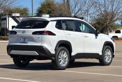 2026 Toyota Corolla Cross LE