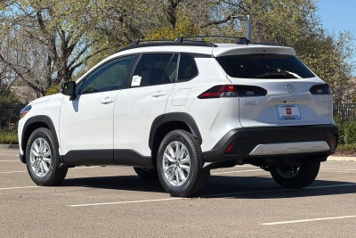 2026 Toyota Corolla Cross LE