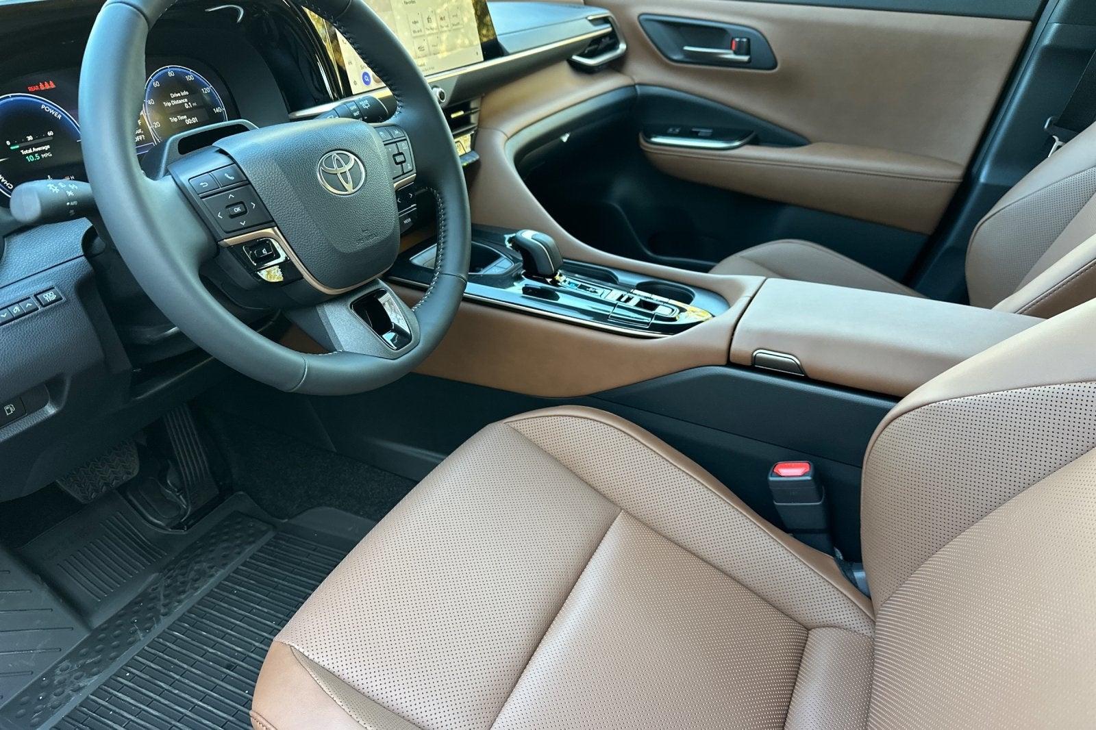 2025 Toyota Toyota Crown Signia Limited