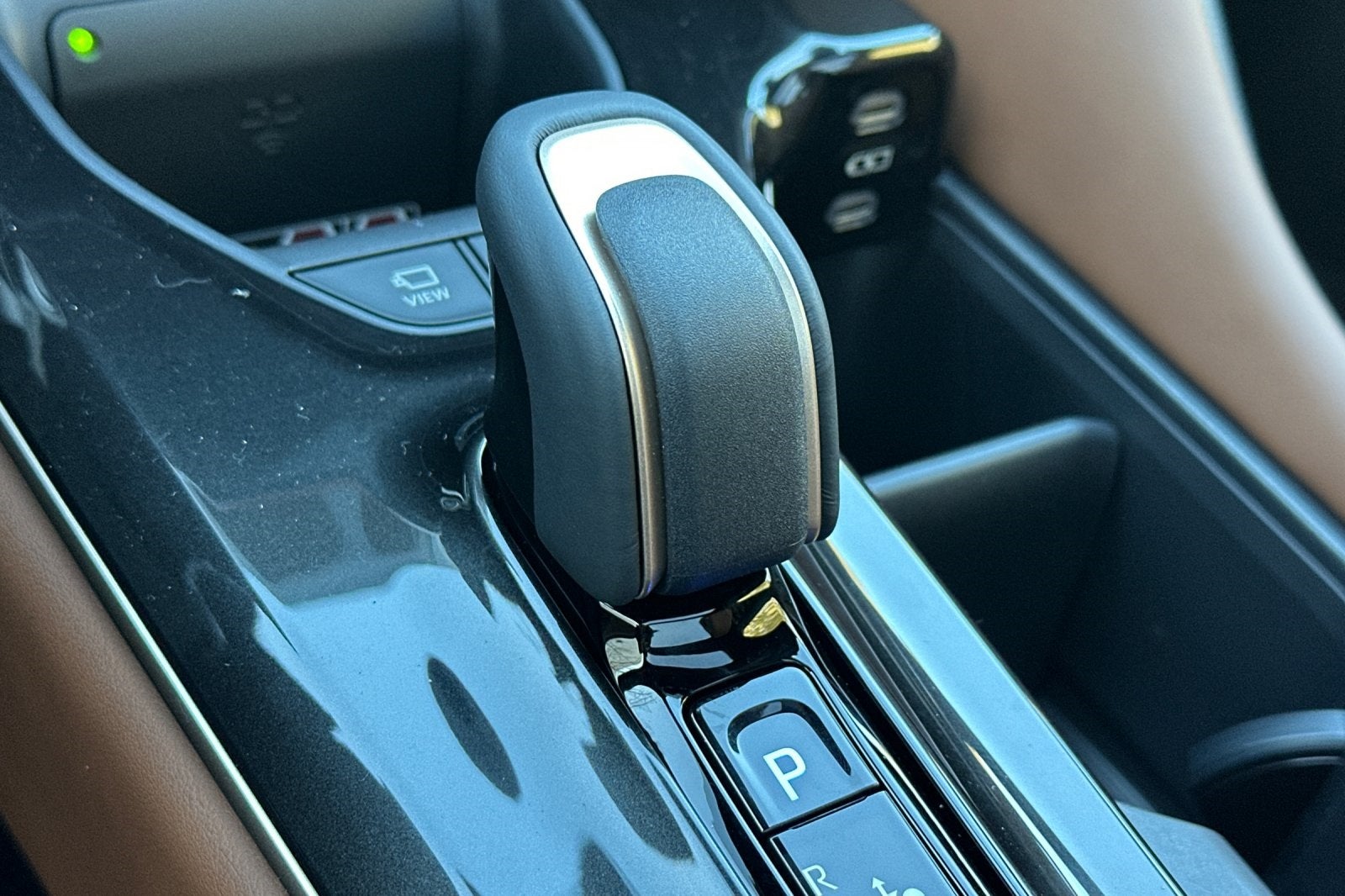 2025 Toyota Toyota Crown Signia Limited