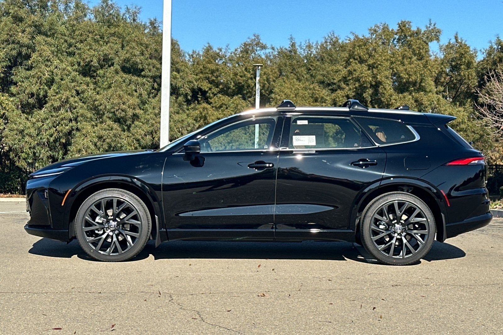 2025 Toyota Toyota Crown Signia Limited