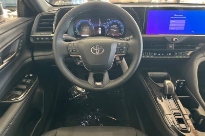 2026 Toyota Toyota Crown Signia XLE