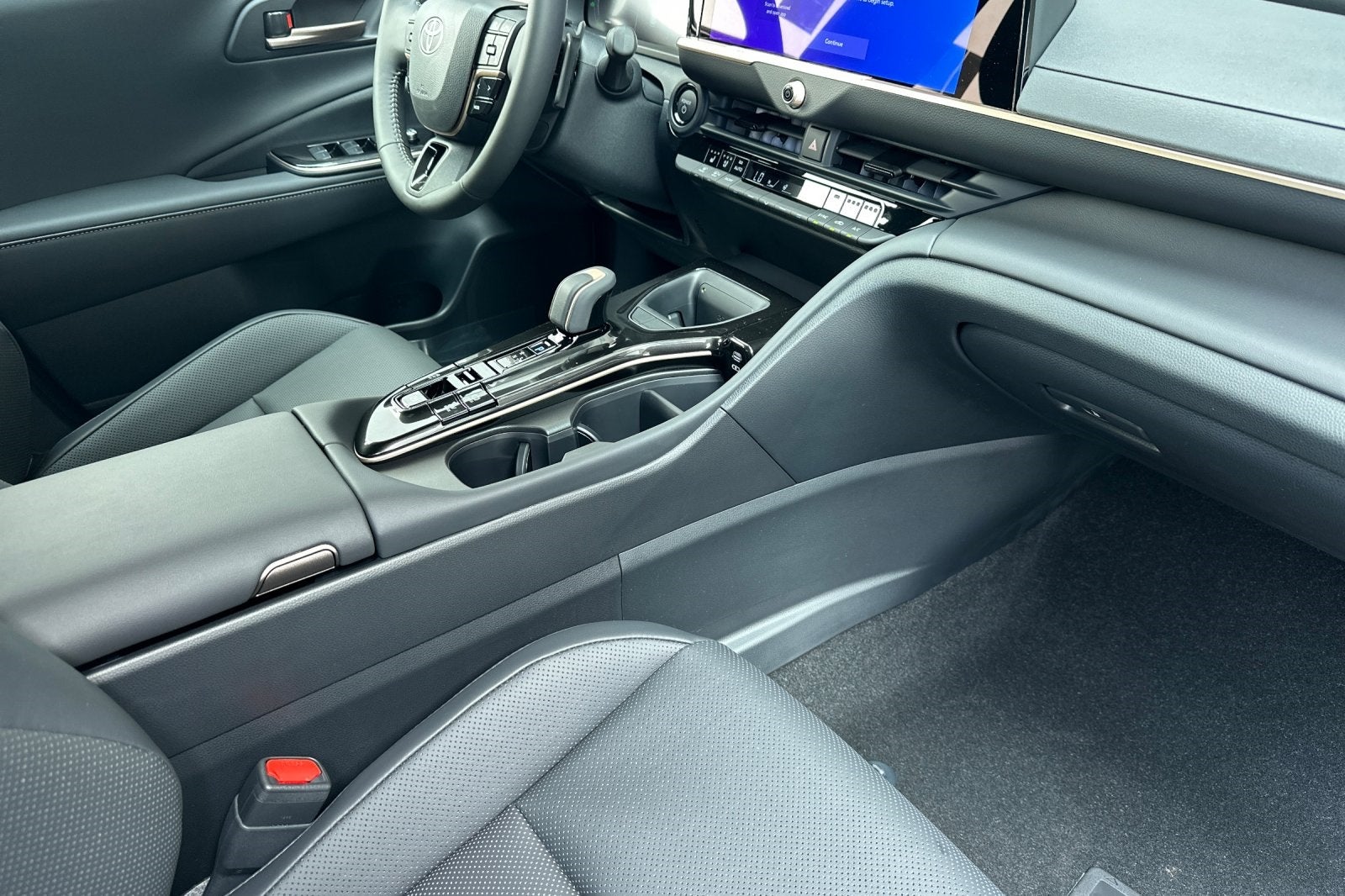 2025 Toyota Toyota Crown Signia XLE