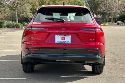 2025 Toyota Toyota Crown Signia XLE