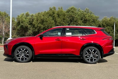 2025 Toyota Toyota Crown Signia XLE