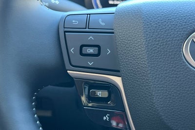 2026 Toyota Toyota Crown Signia Limited