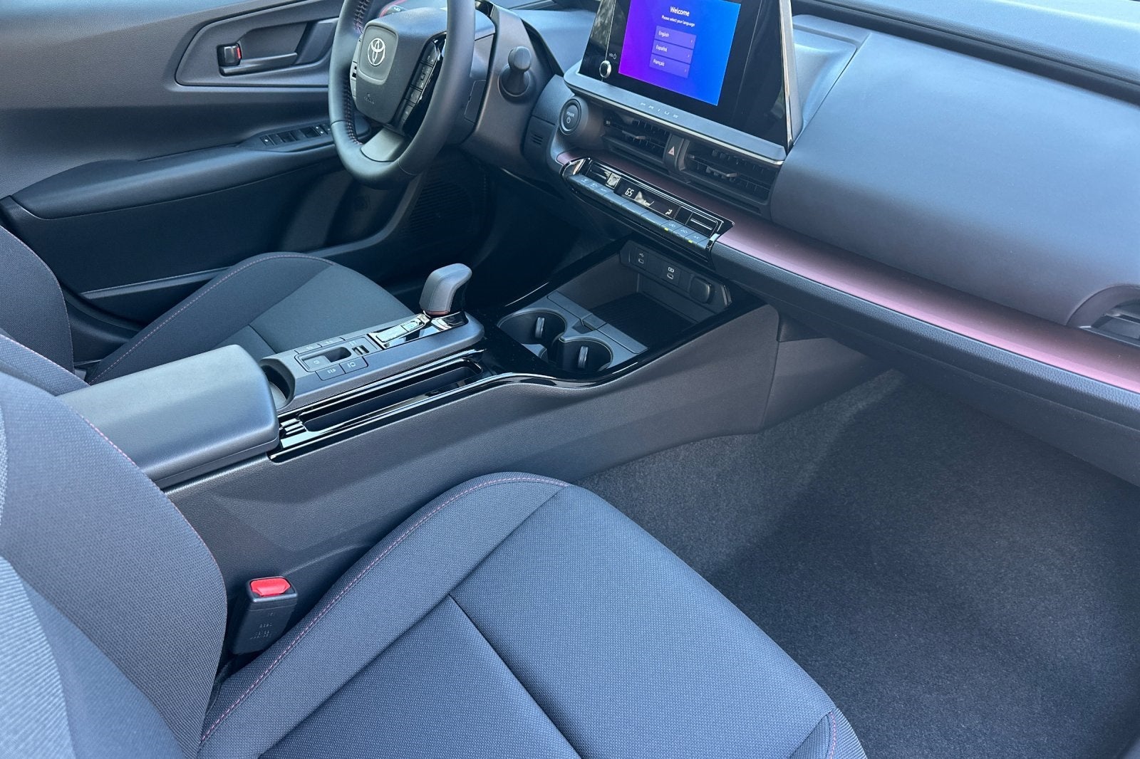 2026 Toyota Prius Plug-in Hybrid SE